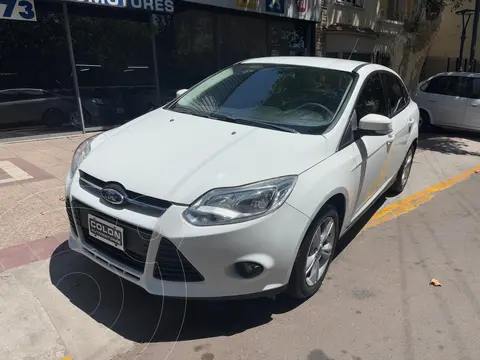 Ford Focus 5P 1.6L S usado (2014) color Blanco Oxford precio $14.500.000