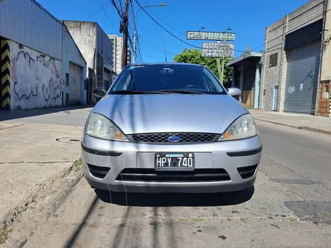 Ford Focus 5P 1.6L Ambiente usado (2008) color Plata precio u$s5.500
