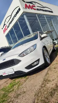 Ford Focus FOCUS L/16 2.0 5 P SE usado (2019) color Blanco precio u$s16.000