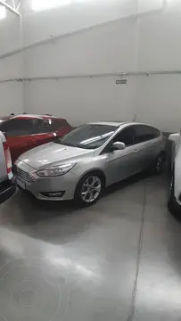 Ford Focus 5P 2.0L SE Plus Aut usado (2019) color Plata Metalizado precio $22.000.000