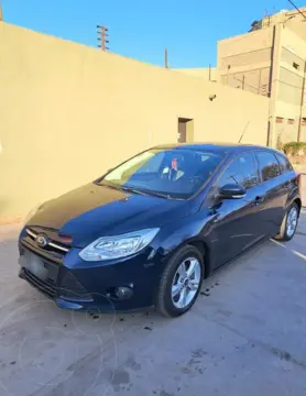 Ford Focus 5P 1.6L Style usado (2014) color Azul precio $13.500.000