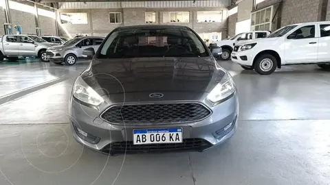 Ford Focus FOCUS L/16 1.6 5 P S usado (2017) color Marrn precio $19.000.000