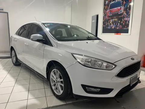 Ford Focus 5P 1.6L S usado (2015) color Blanco precio $3.040.000