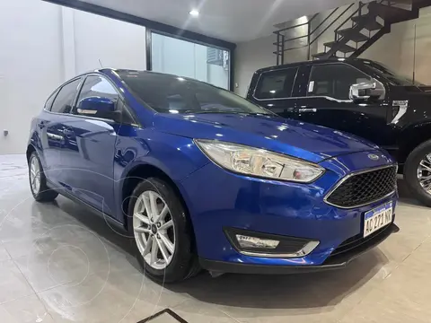 Ford Focus 5P 2.0L SE usado (2018) color Azul Aurora precio $21.900.000