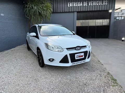 Ford Focus FOCUS L/14 1.6 4 P S usado (2015) color Blanco precio $15.900.000
