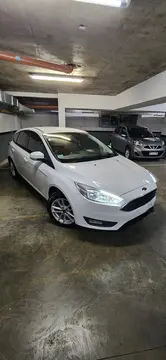 Ford Focus 5P 1.6L S usado (2019) color Blanco precio u$s17.800