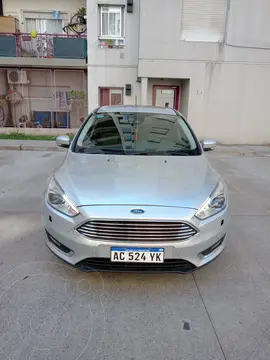 Ford Focus 5P 2.0L Titanium Aut usado (2018) color Gris Mercurio precio u$s18.000