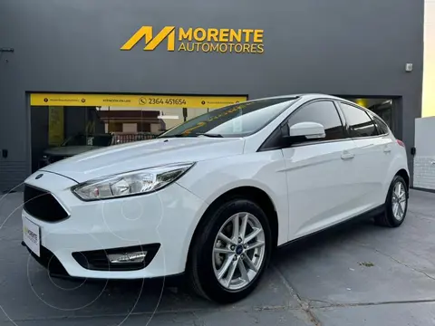 Ford Focus 5P 1.6L S usado (2019) color Blanco precio $22.490.000