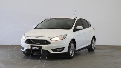foto Ford Focus 5P 1.6L S usado (2016) color Blanco Oxford precio $1.820.000