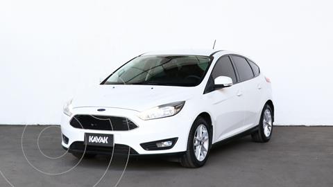 foto Ford Focus 5P 1.6L S usado (2017) color Blanco Oxford precio $1.820.000
