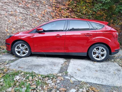 Ford Focus 5P 2.0L SE Plus Aut usado (2015) color Rojo Bari precio $2.850.000