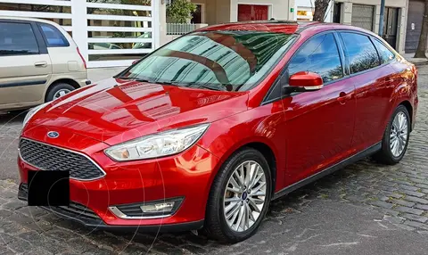 Ford Focus 5P 2.0L SE Plus Aut usado (2018) color Rojo Bari precio $9.500.000