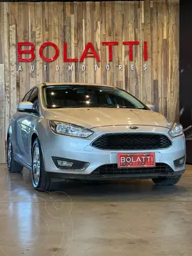 Ford Focus FOCUS L/16 2.0 5 P SE PLUS usado (2016) color Blanco precio $18.500.000