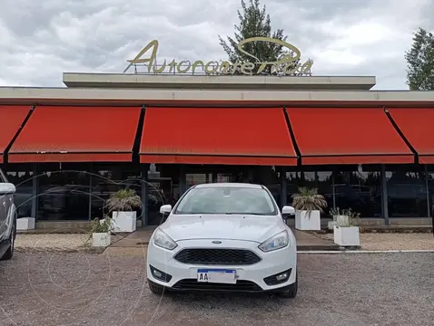 Ford Focus FOCUS L/16 1.6 4 P S usado (2016) color Blanco precio u$s13.500