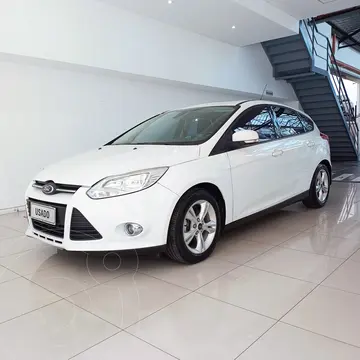 Ford Focus 5P 2.0L SE Plus usado (2015) color Blanco Oxford precio $16.500.000