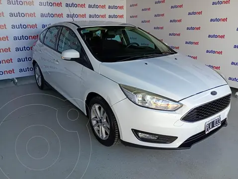 Ford Focus FOCUS L/16 1.6 5 P S usado (2016) color Blanco precio $17.500.000