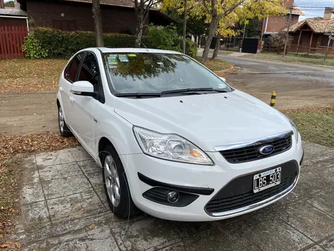 Ford Focus 5P 2.0L Ghia usado (2012) color Blanco precio $12.700.000