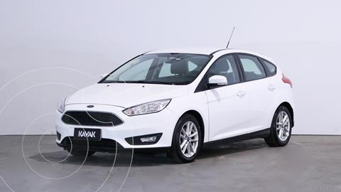foto Ford Focus 5P 1.6L S usado (2016) color Blanco Oxford precio $1.780.000