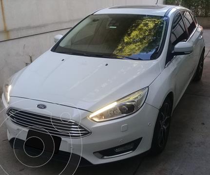 foto Ford Focus 5P 2.0L Titanium Aut usado (2015) color Blanco precio $2.200.000