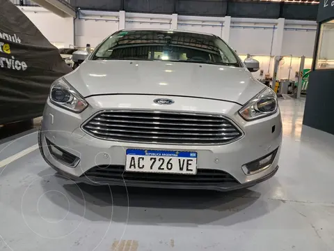Ford Focus 5P 2.0L Titanium Aut usado (2018) color Plata Metalizado precio $23.000.000