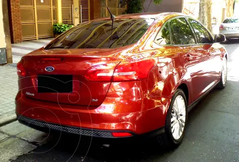 Ford Focus 5P 2.0L SE Plus Aut usado (2018) color Rojo Bari precio $5.450.000