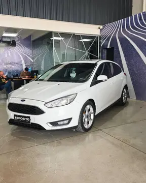 Ford Focus FOCUS L/16 2.0 5 P SE PLUS usado (2016) color Blanco precio $17.900.000