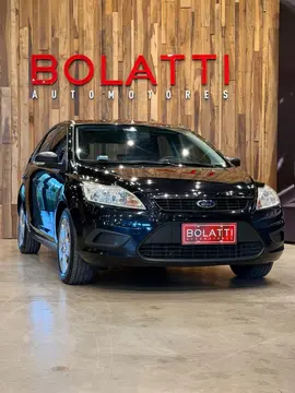 Ford Focus FOCUS L/08 1.6 5 P STYLE usado (2012) color Negro precio $13.500.000