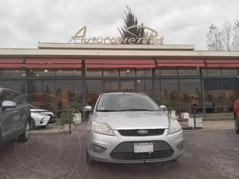 Ford Focus FOCUS L/08 1.6 5 P TREND usado (2013) color Gris precio $13.000.000