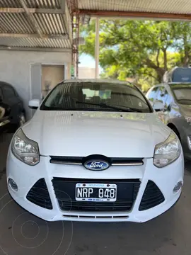 Ford Focus FOCUS L/14 2.0 5 P SE PLUS usado (2014) color Blanco precio $17.500.000