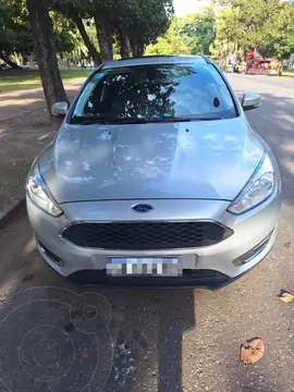 Ford Focus 5P 2.0L SE Plus Aut usado (2017) color Gris precio u$s13.000