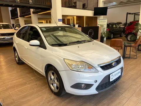 Ford Focus FOCUS L/08 1.6 5 P TREND usado (2011) color Blanco precio $8.500.000