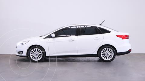 foto Ford Focus 5P 2.0L Titanium usado (2018) color Blanco Oxford precio $2.350.000
