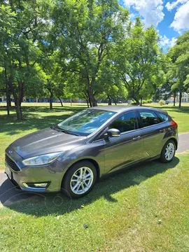 Ford Focus 5P 2.0L SE usado (2018) color Gris Mercurio precio $19.000.000
