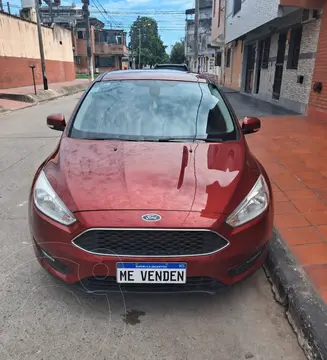 Ford Focus 5P 1.6L S usado (2017) color Rojo Bari precio $16.500.000