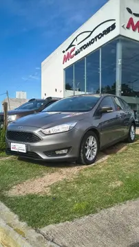 Ford Focus FOCUS L/16 1.6 5 P S usado (2018) color Gris precio $19.000.000