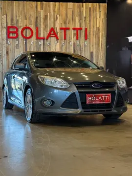 Ford Focus FOCUS L/14 2.0 4 P SE PLUS usado (2014) color Gris Oscuro precio $15.000.000