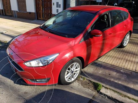 foto Ford Focus 5P 2.0L SE usado (2015) color Rojo Bari precio $1.690.000