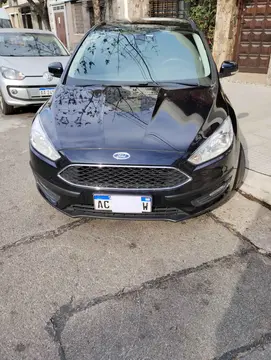 Ford Focus 5P 1.6L S usado (2018) color Negro precio u$s12.500