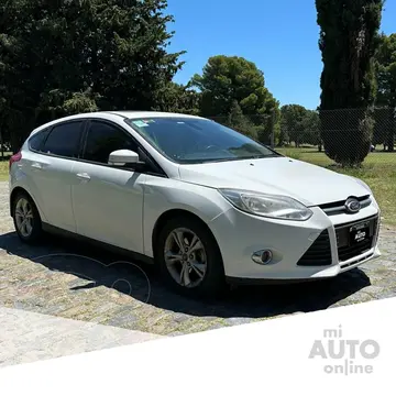 Ford Focus FOCUS L/14 2.0 5 P SE PLUS usado (2015) color Blanco precio $15.800.000