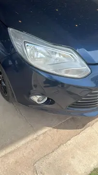 Ford Focus 5P 2.0L SE Plus usado (2015) color Azul Monaco precio u$s11.000