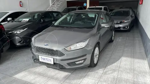 Ford Focus 5P 2.0L SE usado (2019) color Gris Mercurio precio $19.490.000