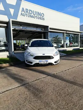 Ford Focus FOCUS L/16 1.6 4 P S usado (2019) color Blanco precio $22.000.000