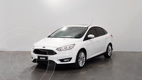 foto Ford Focus 5P 2.0L SE Plus usado (2016) color Blanco Oxford precio $1.750.000
