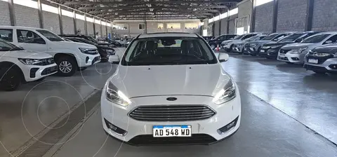 Ford Focus FOCUS L/16 2.0 4 P TITANIUM usado (2019) color Blanco precio $22.000.000