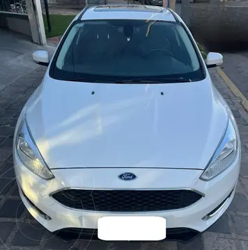 Ford Focus 5P 2.0L SE Aut usado (2016) color Blanco precio $17.500.000