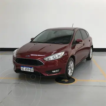 Ford Focus FOCUS L/16 1.6 5 P S usado (2018) color Rojo precio $3.800.000