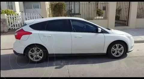 Ford Focus 5P 2.0L SE Plus Aut usado (2015) color Blanco precio $16.000.000