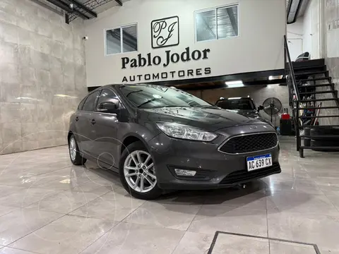 Ford Focus 5P 1.6L S usado (2018) color Gris precio u$s14.000
