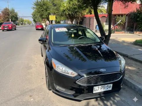 Ford Focus 2.0L SE Aut usado (2019) color Negro precio $5.500.000