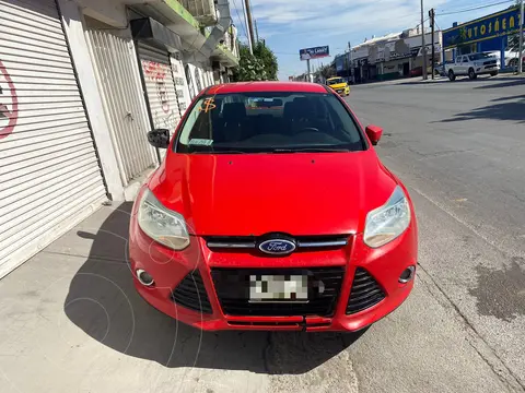 Ford Focus Sport usado (2012) color Rojo Mexicano precio $100,000